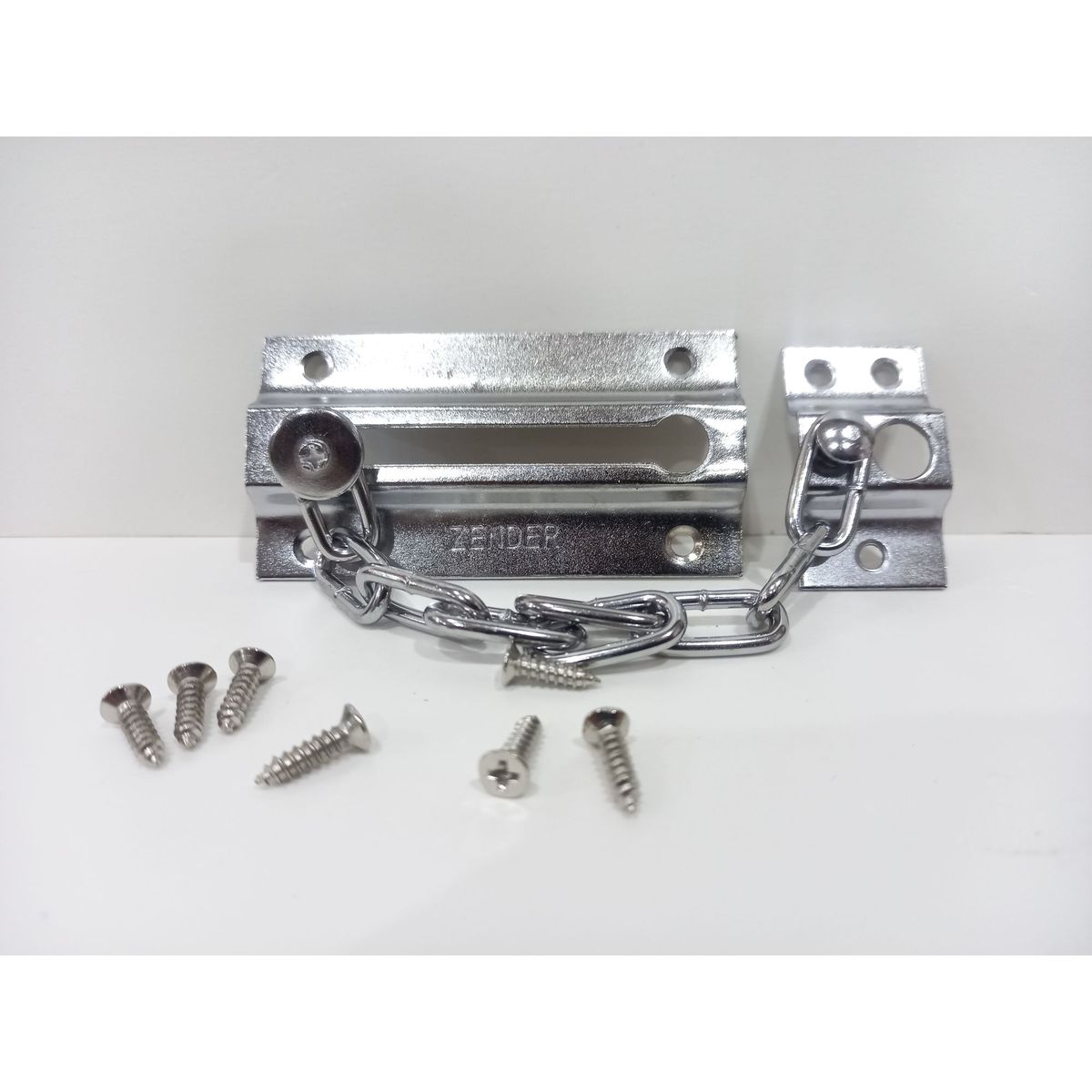 ZENDER - Cadena de Seguridad para Puerta Acero