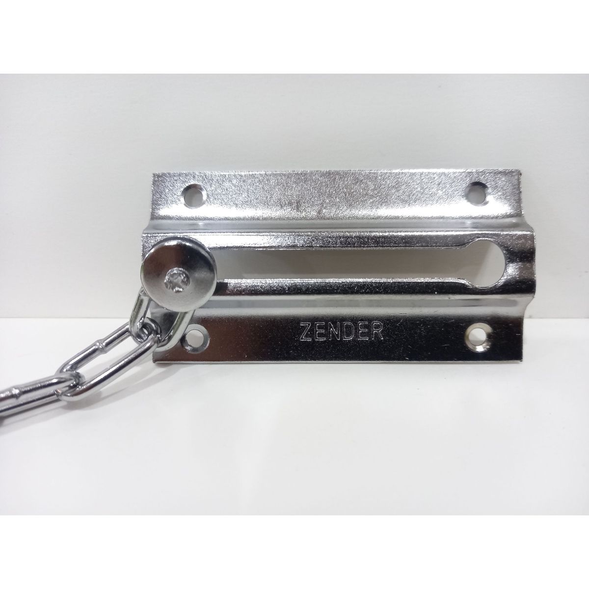 ZENDER - Cadena de Seguridad para Puerta Acero