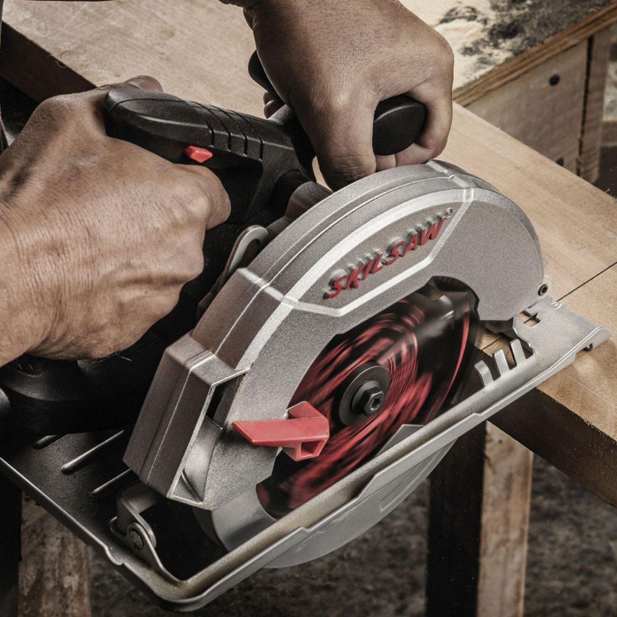 SKIL - Sierra Circular Eléctrica 7-1/4" 1400W + Disco Skil