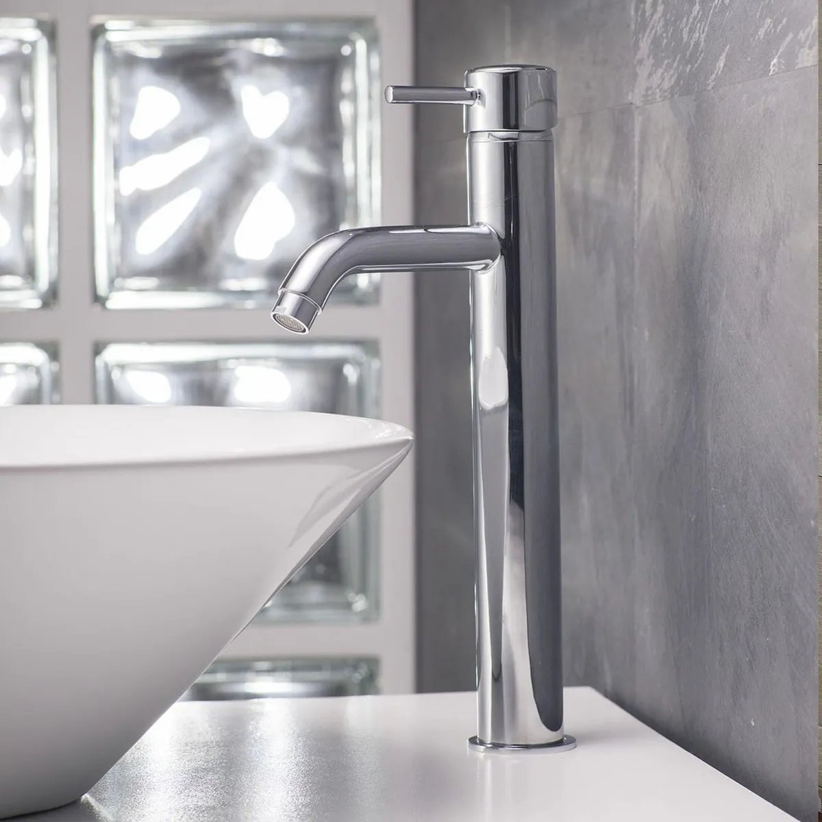 VAINSA - Llave de Lavatorio Monomando Alto Bali