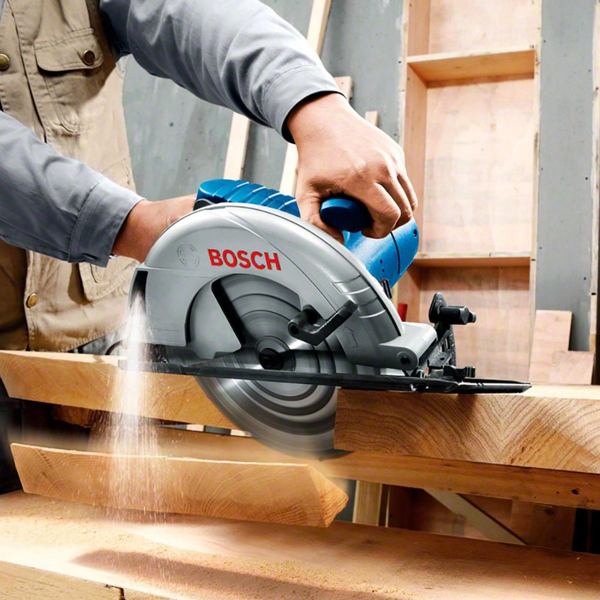 BOSCH - Sierra Circular Eléctrica Bosch 9" 2100W
