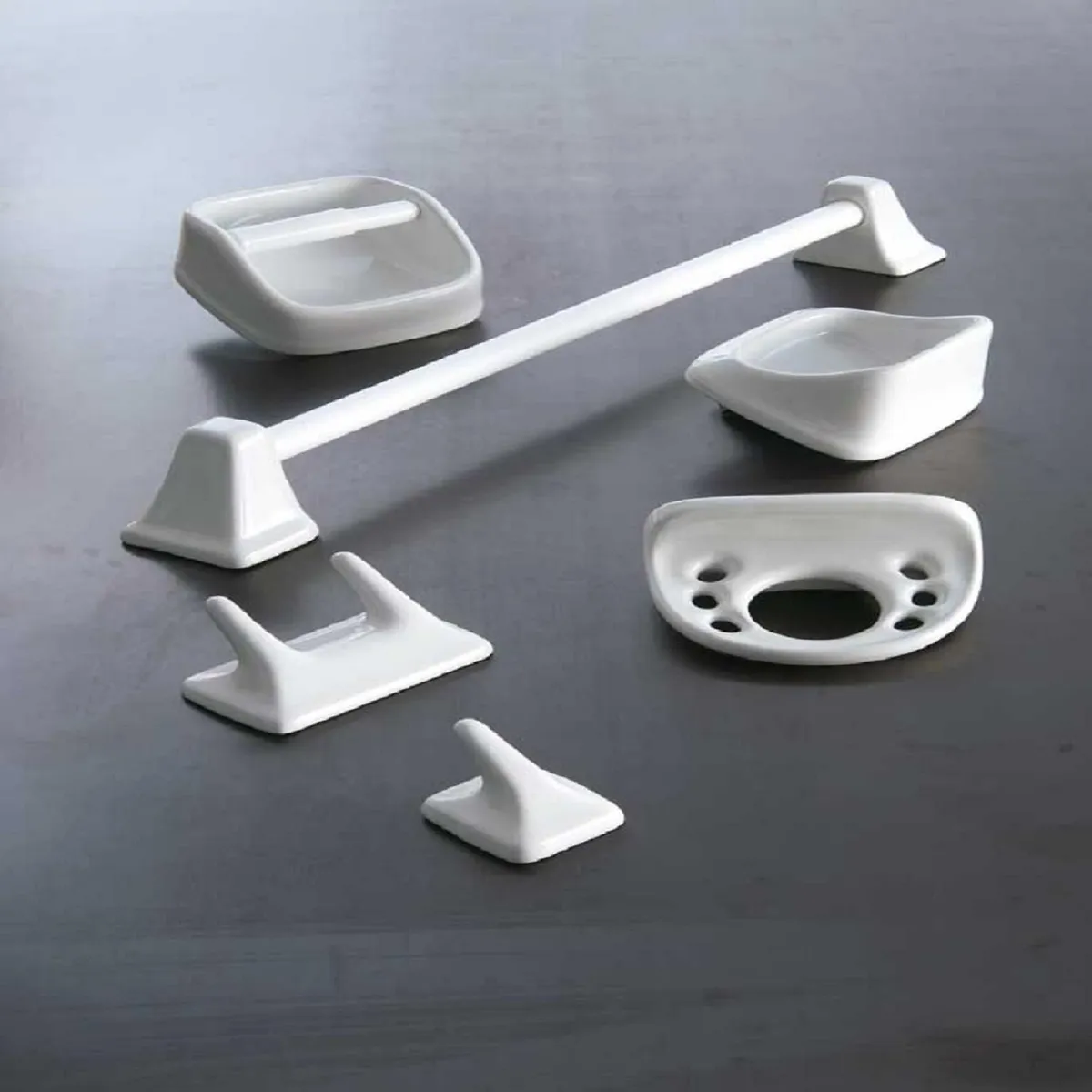 TREBOL - Kit de 6 Accesorios de Loza Blanco