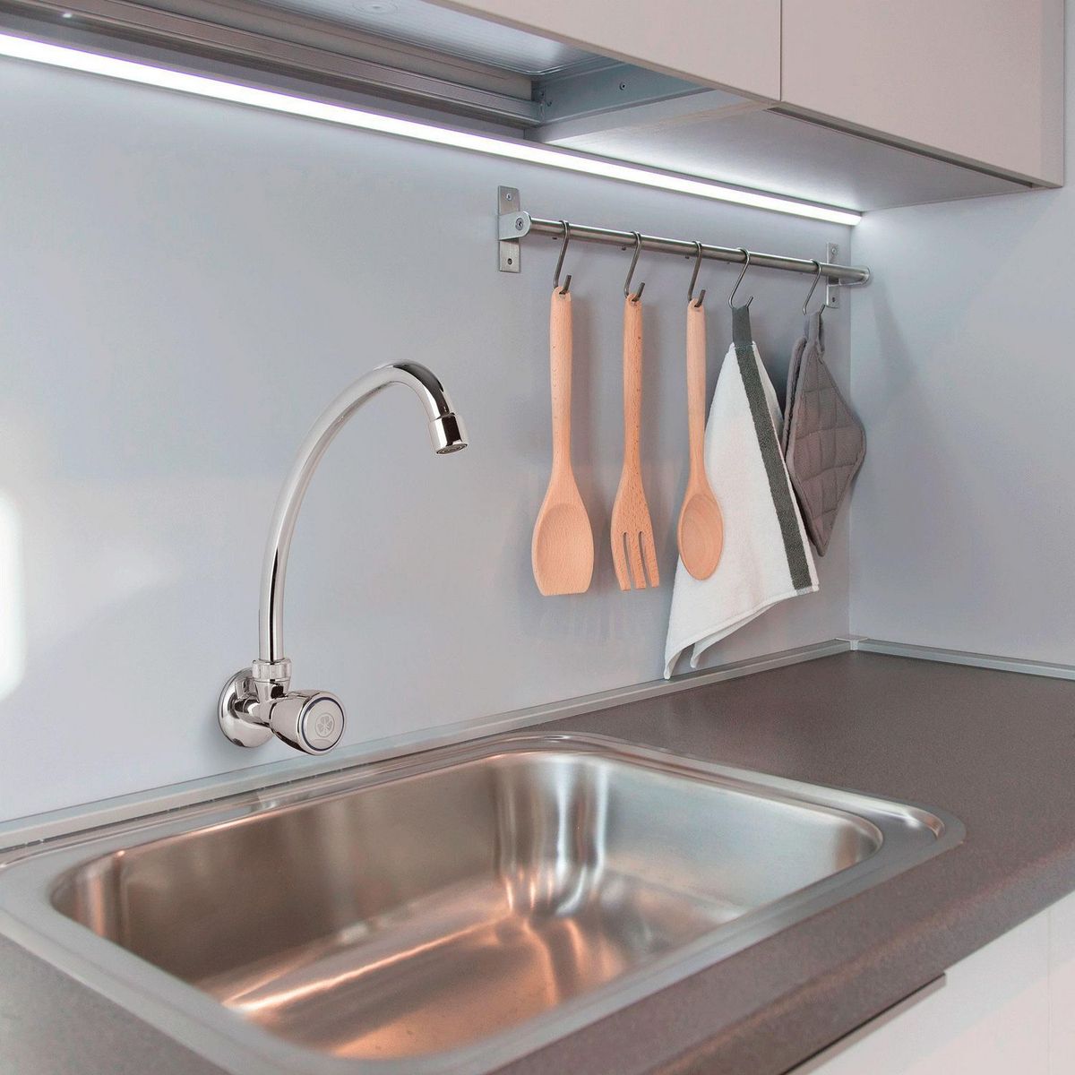 TREBOL - Llave de Lavadero Della