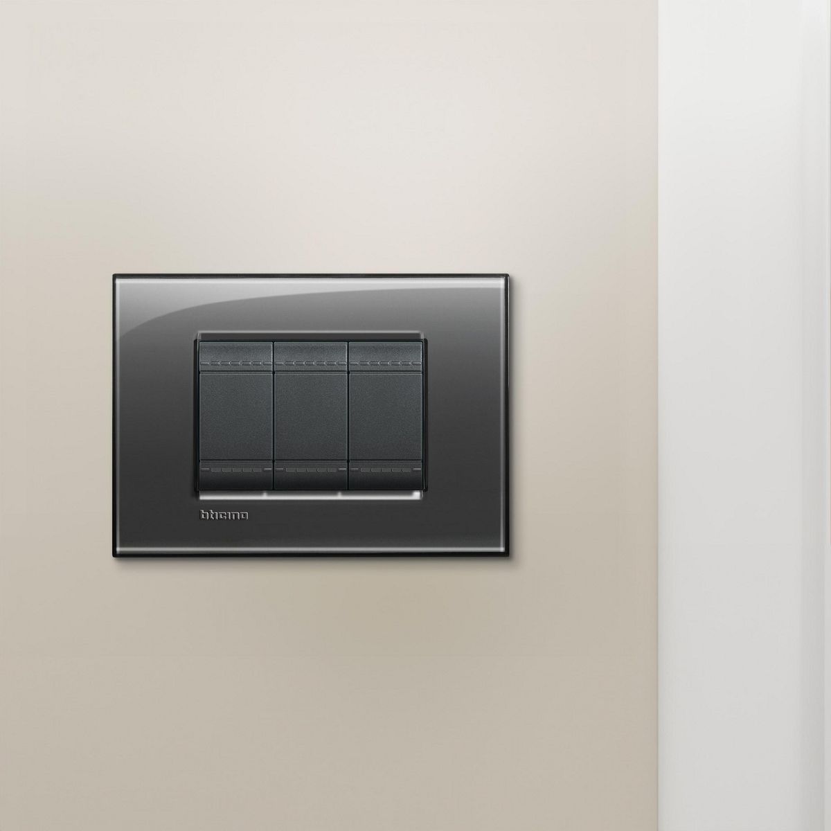 BTICINO - Placa Living Light Blanco Humo