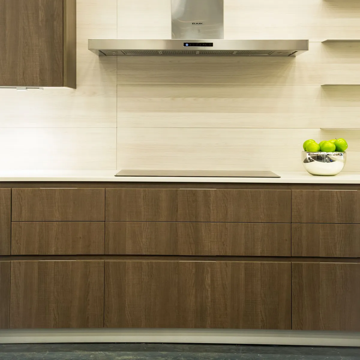 VESTO - Tablero recubierto con Melamina Aserrado Nordico 18mm 2.15x2.44m