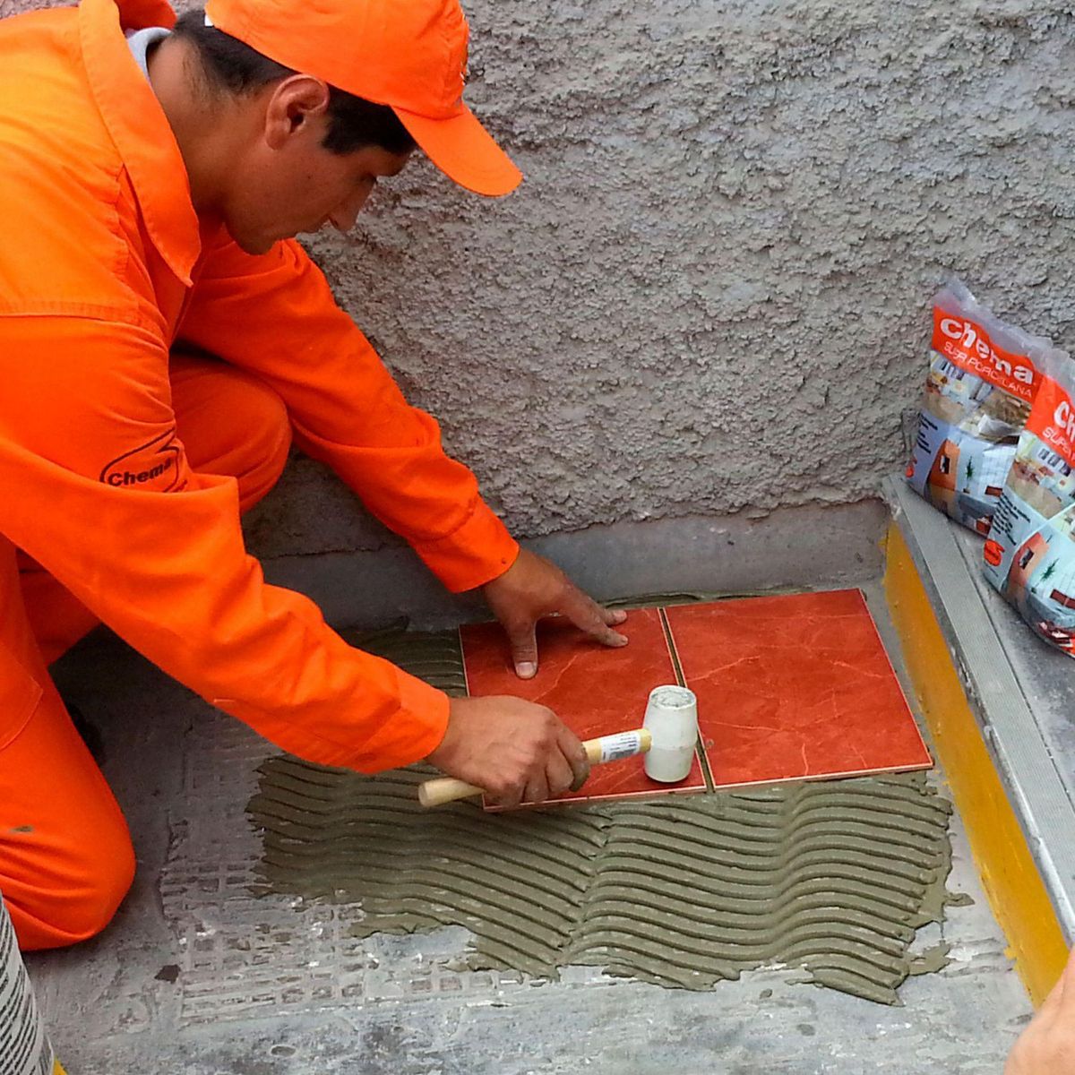 CHEMA - Pegamento en Polvo Chemayolic Gris Extrafuerte 10kg