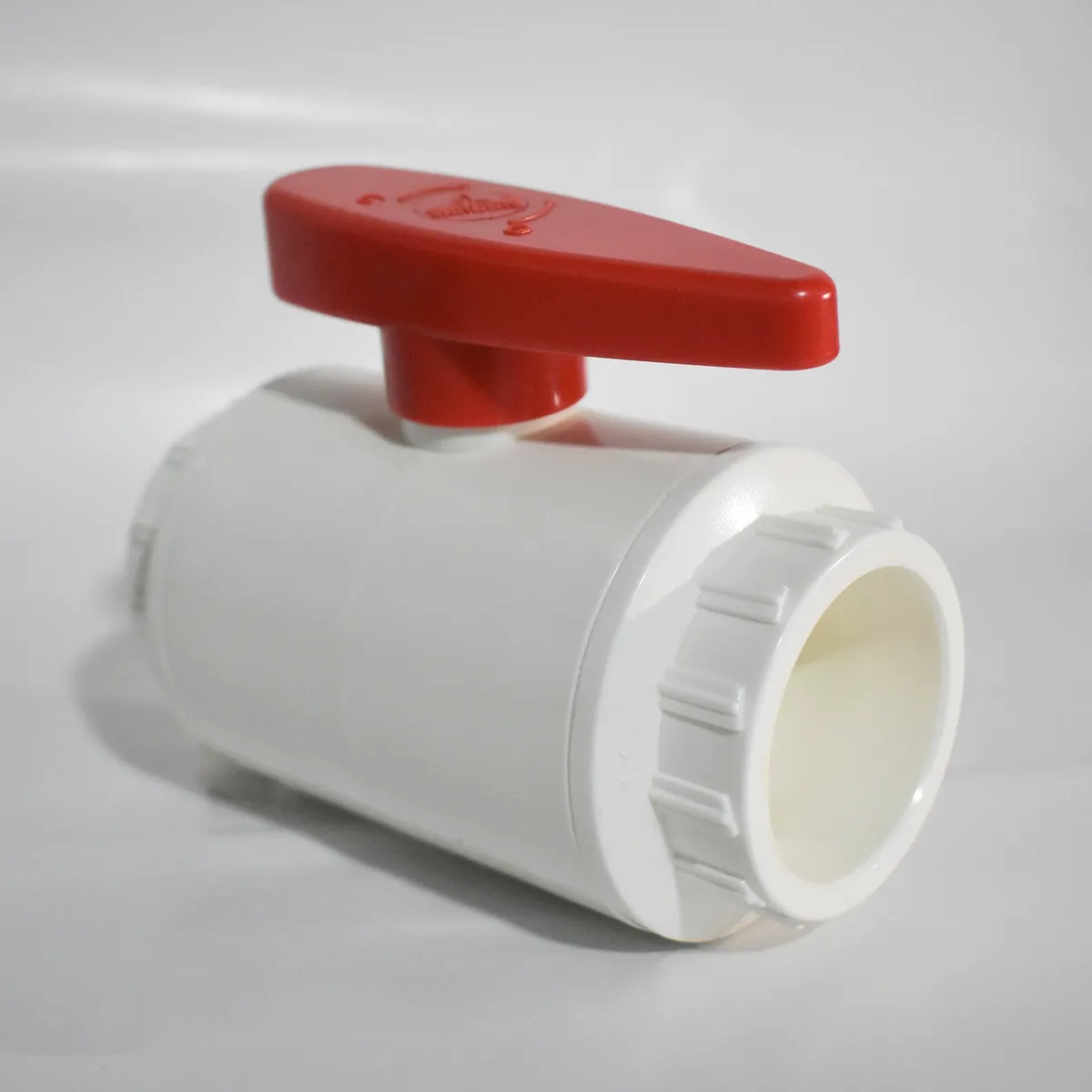 AQATEC - Válvula esférica 1 1/4" PVC Aqatec