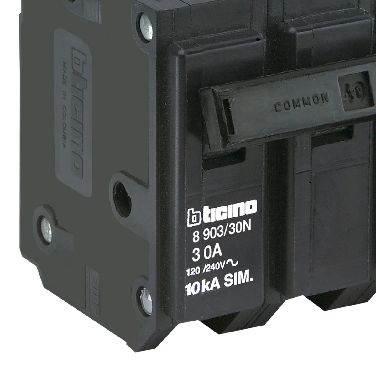 BTICINO - Interruptor Termomagnético 3x30A Bticino