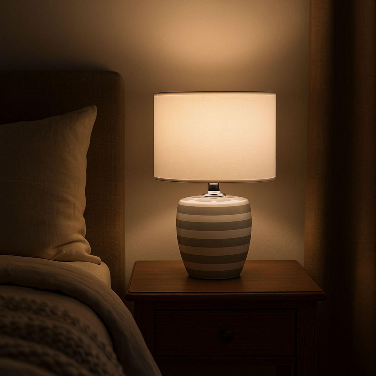 JUST HOME COLLECTION - Lámpara de Mesa Mariana 1L E27