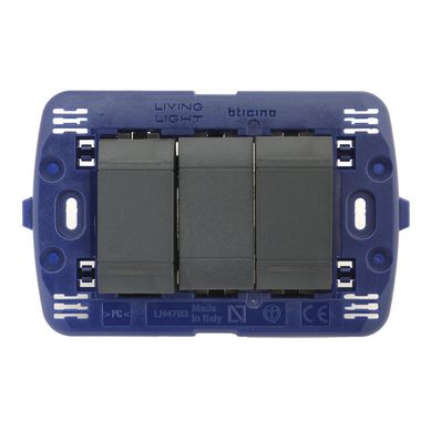 Interruptor Triple Living Light Negro