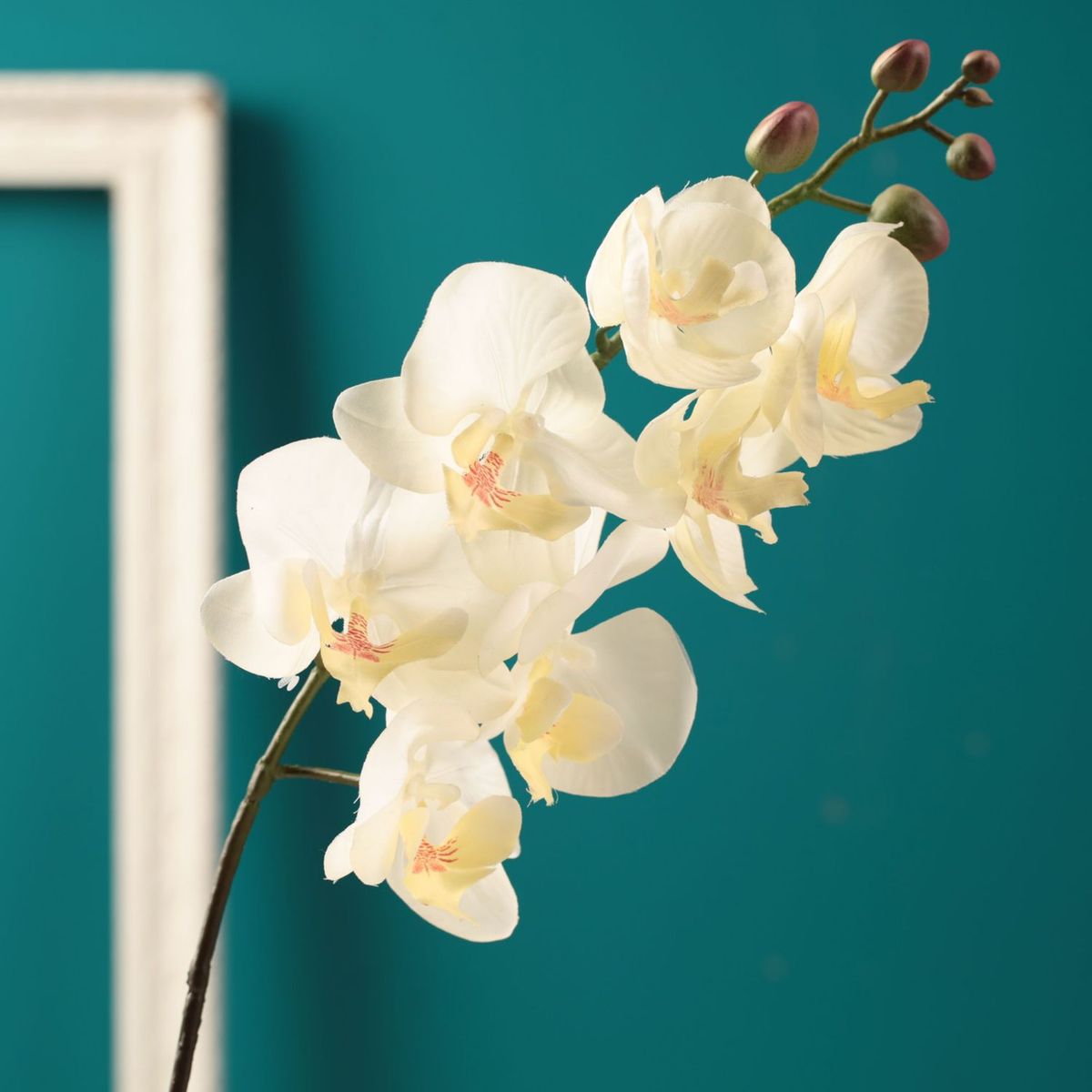 Vara Orquidea Artificial Blanco 8.89x69cm, marca JUST HOME COLLECTION - Foto 2