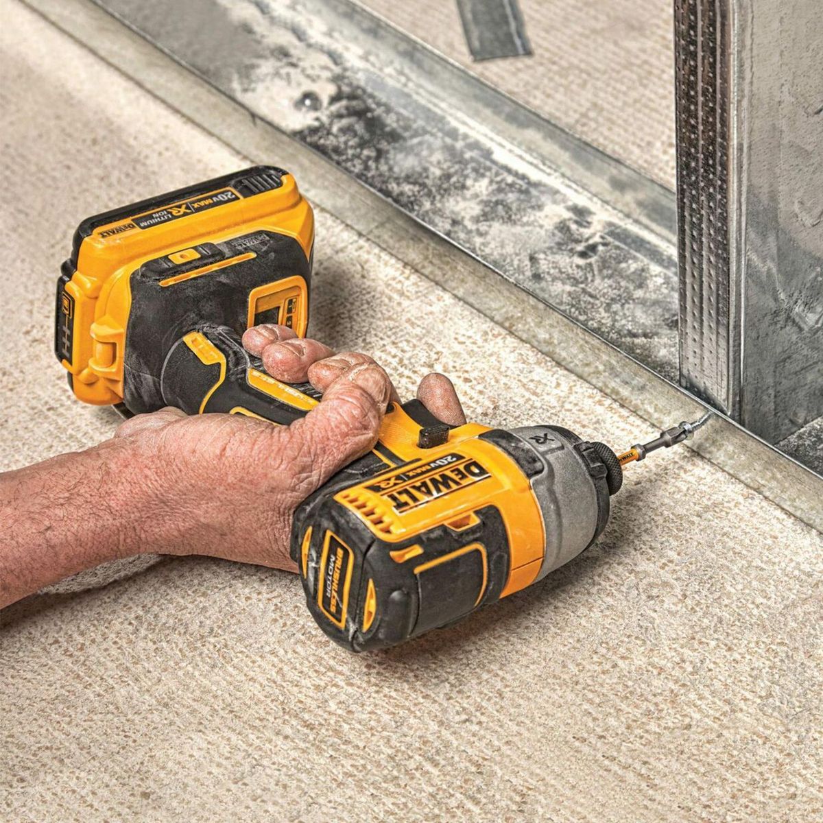 DEWALT - Punta Bimetal MaxFit Phillips/Cruz #2 de 2'' DWA2PH2-2H x 2 Pzs Dewalt