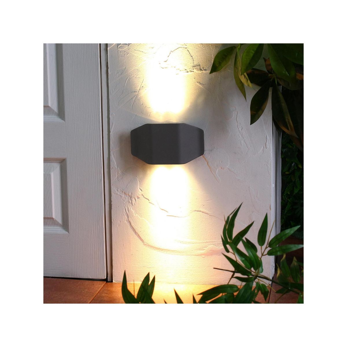 JUST HOME COLLECTION - Farol de Muro LED Skien 4 W IP44 Luz Cálida