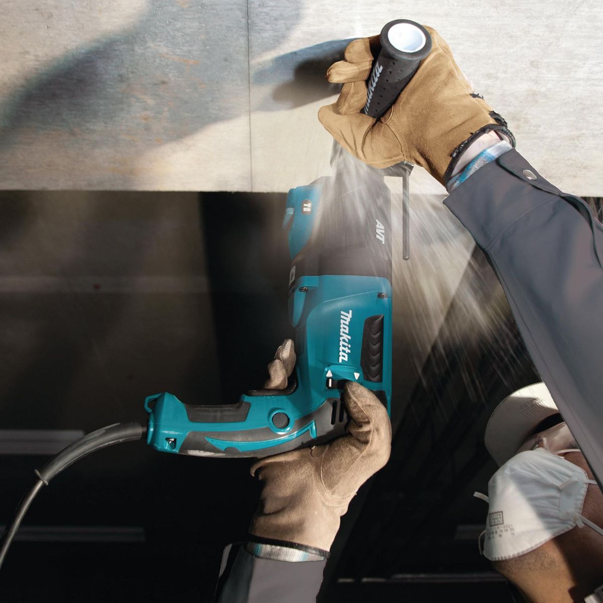 MAKITA - Martillo Demoledor Makita 1" 1200W