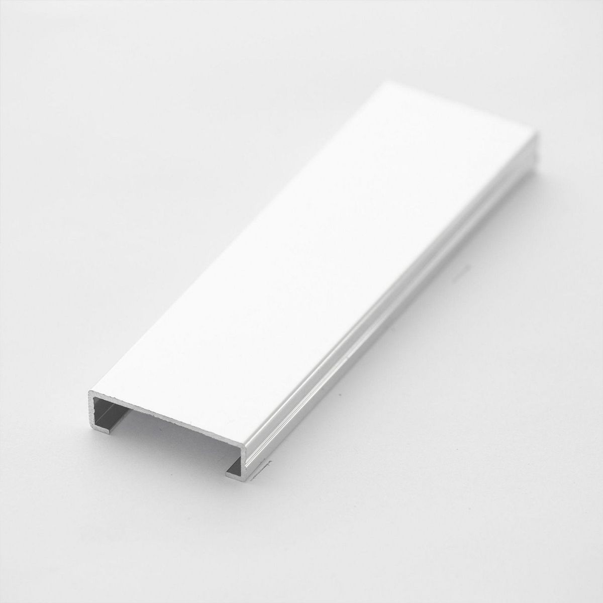 KANTU - Deco Lístelo Recto 30mm Aluminio