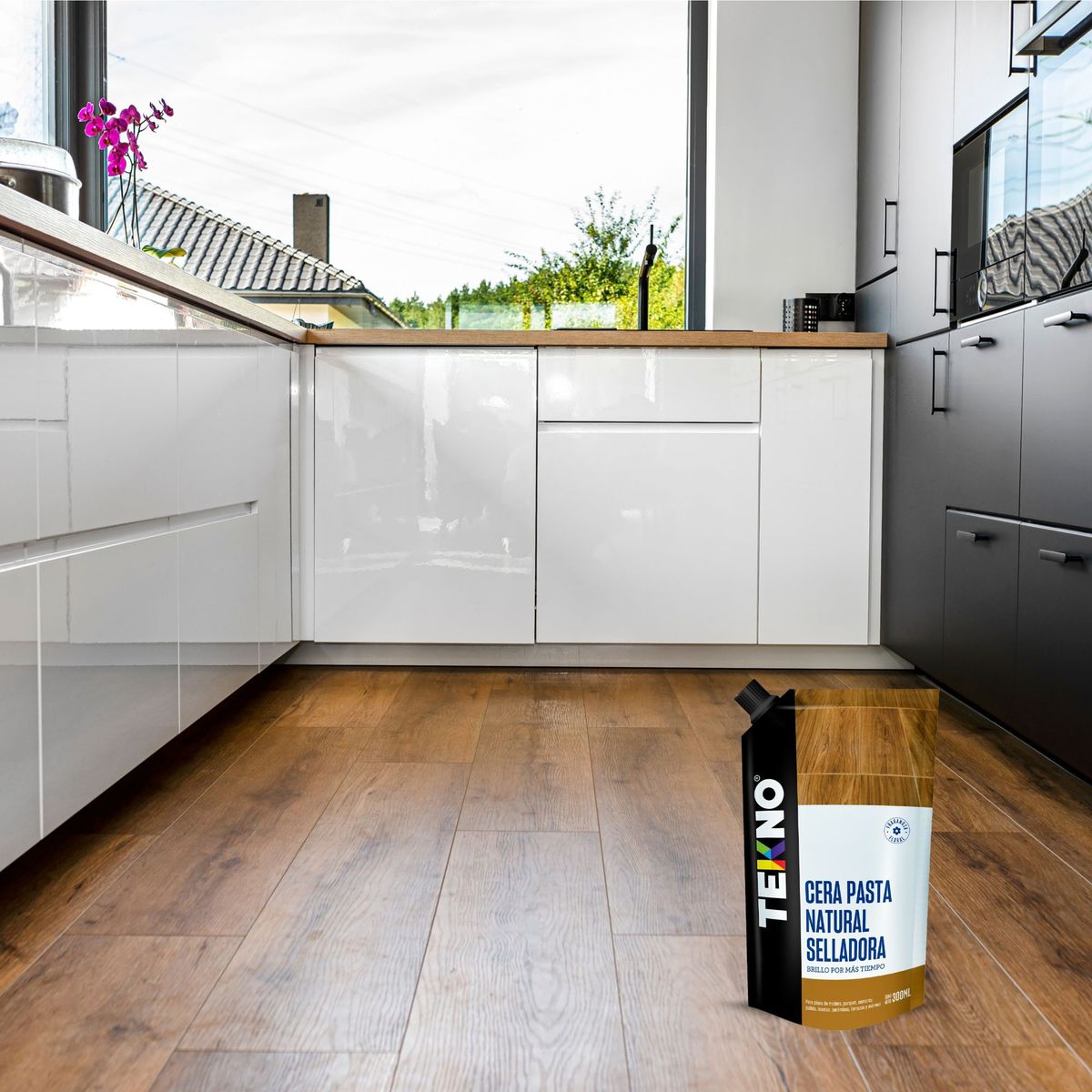 TEKNO - Cera Para Piso Crema Floral 300 Ml