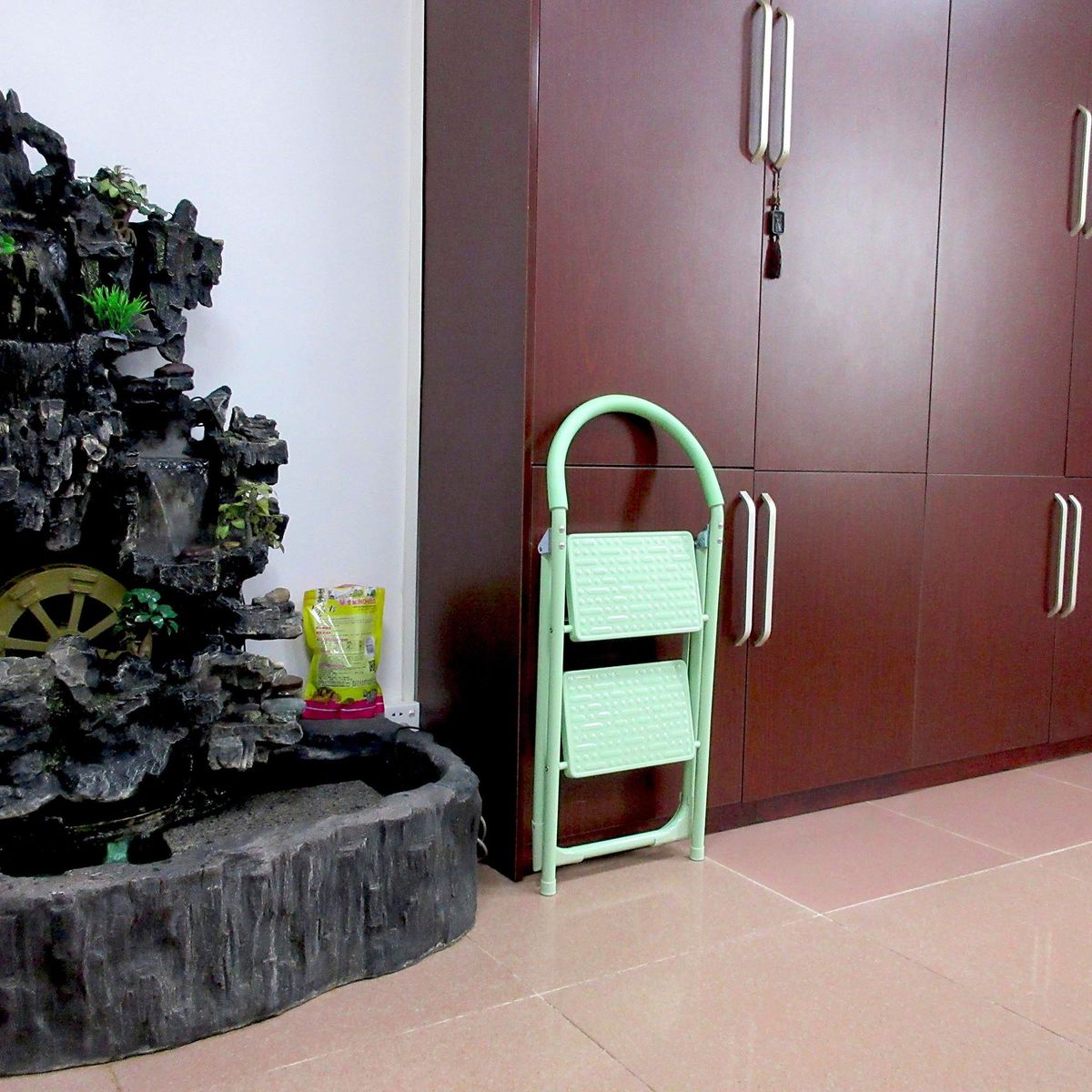 JUST HOME COLLECTION - Escalera 2 pasos Verde