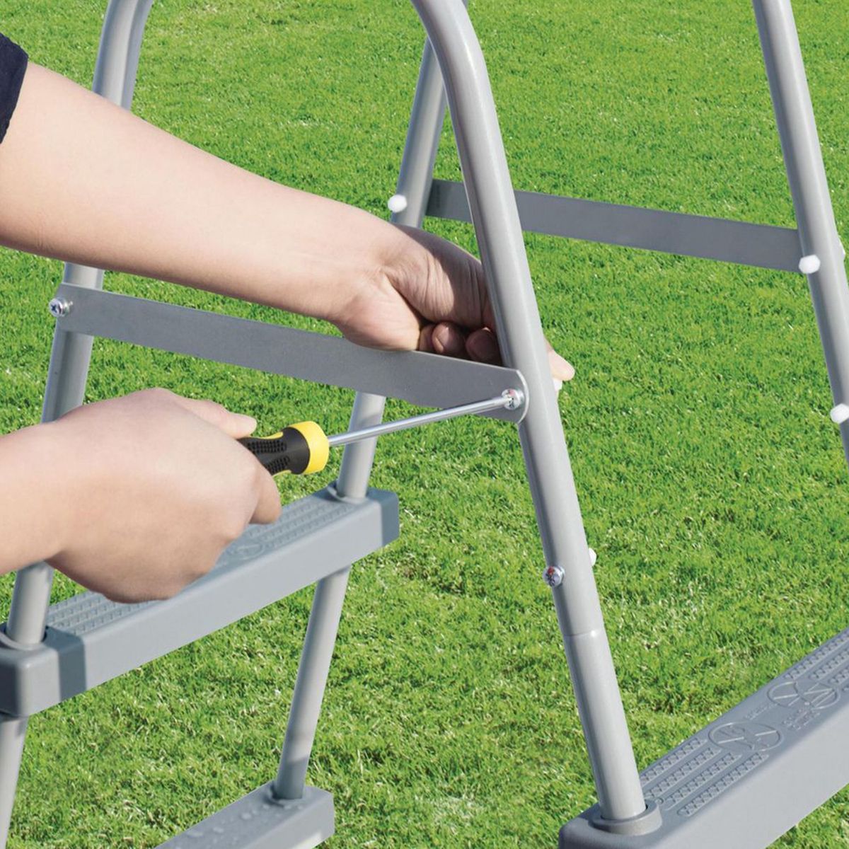 BESTWAY - Escalera Piscina 84cm