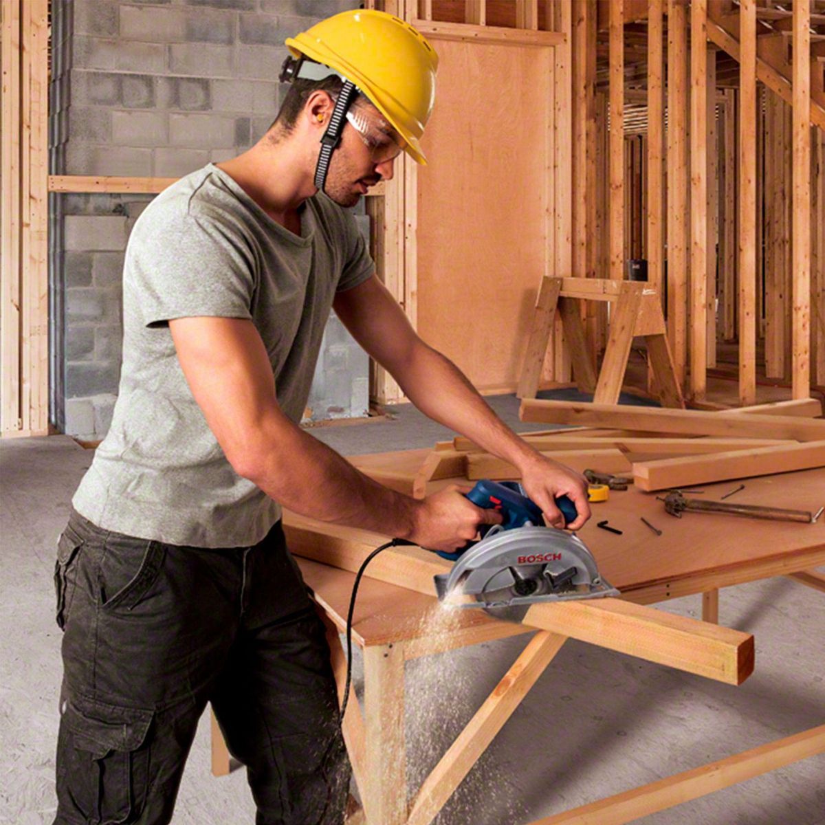 BOSCH - Sierra Circular Inalámbrica Bosch 7 1/4" 1500W GKS 150