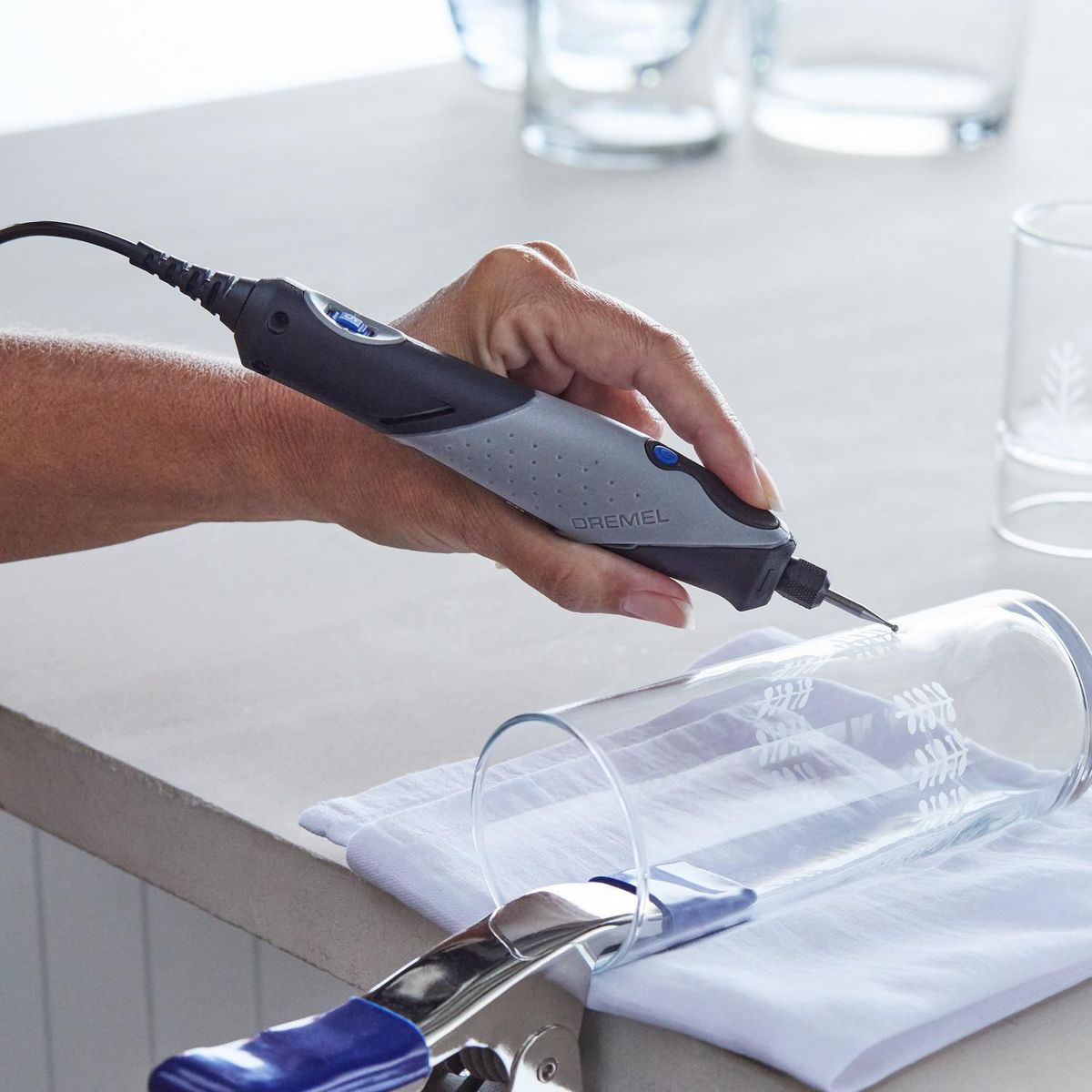 STYLO - Multipropósito Eléctrica 15W + 11 accesorios Stylo