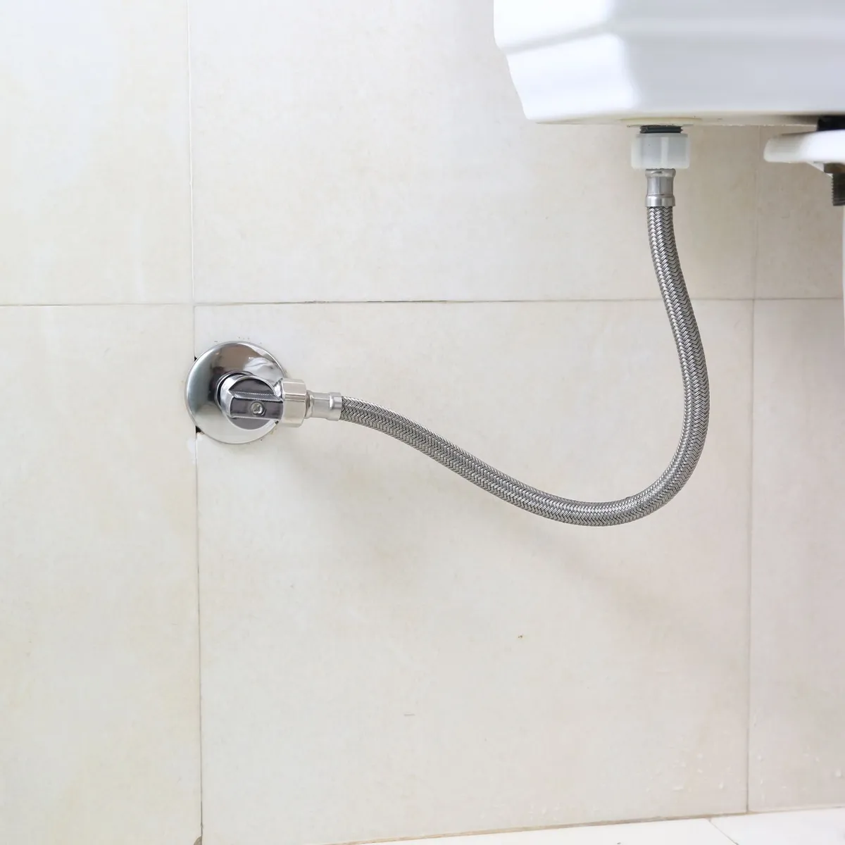 HUMBOLDT - Tubo de Abasto 7/8"x1/2"x35cm