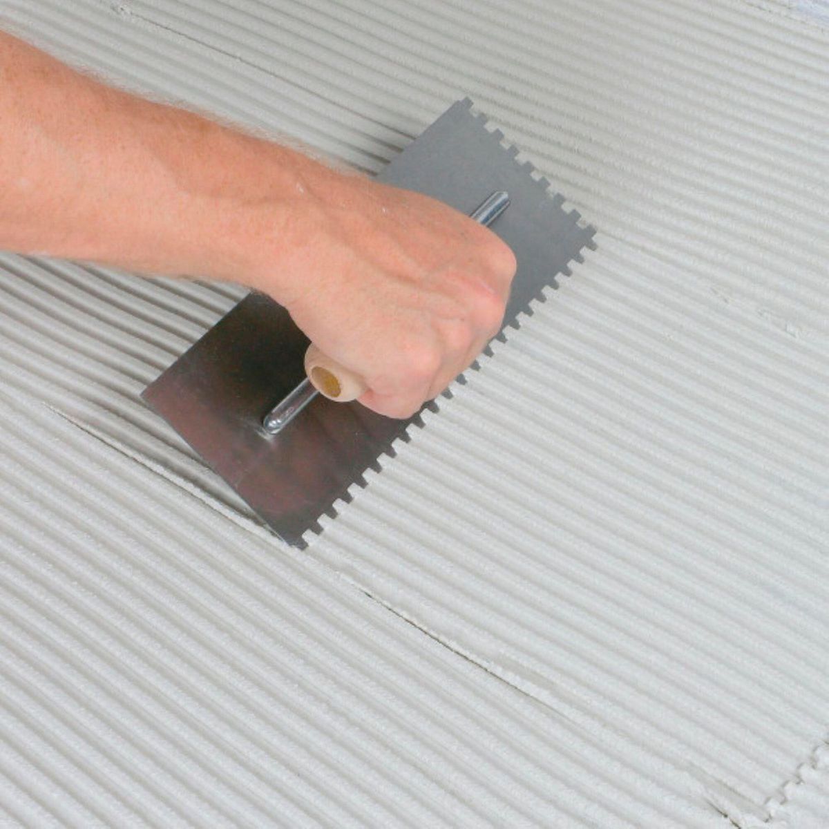 BRUTUS - Llana con Mango de Madera 6x6x6mm