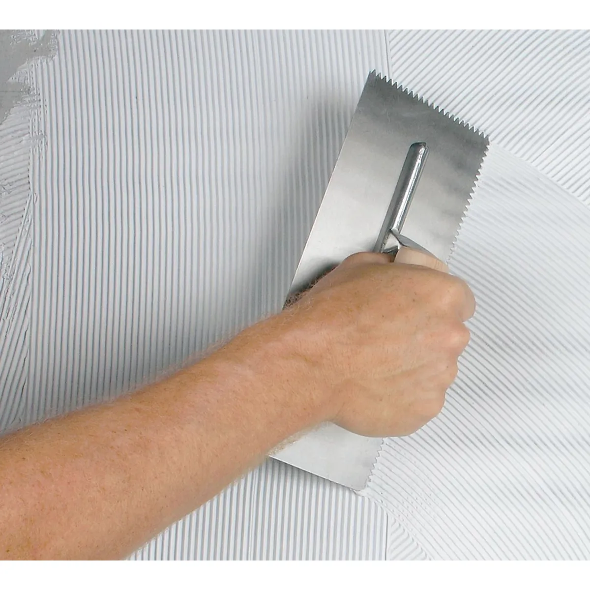 BRUTUS - Llana con Mango de Madera 5x4mm