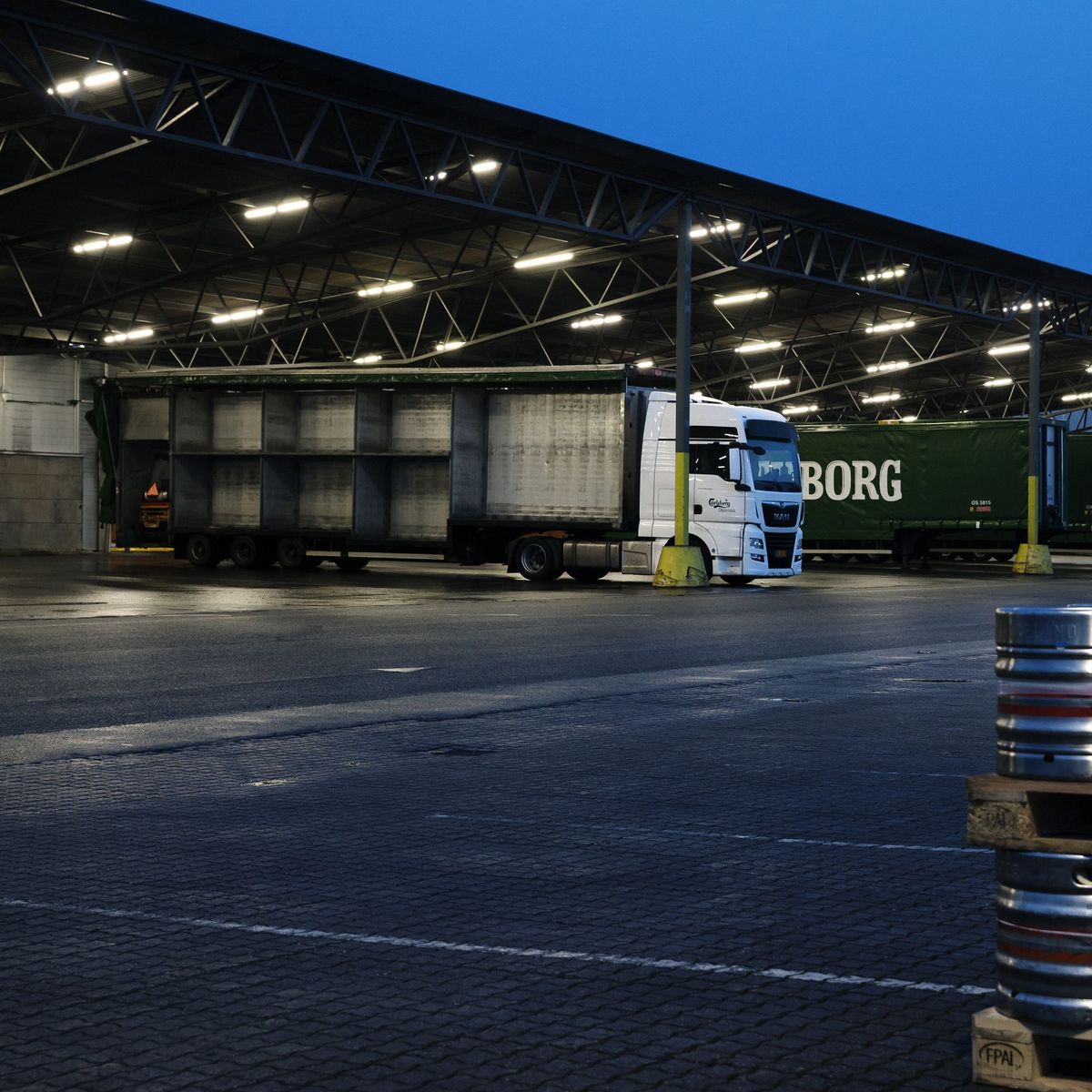 LEDVANCE - Braquete De Pared Exterior Led Single Cilindro Negro