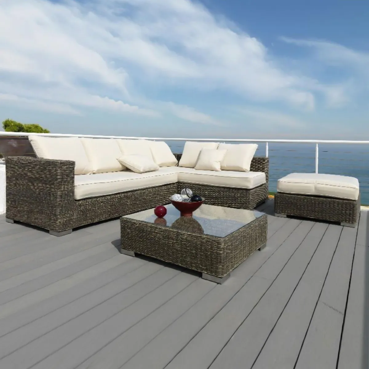 JUST HOME COLLECTION - Juego de Living Seccional de terraza New Hampshire 6 Personas