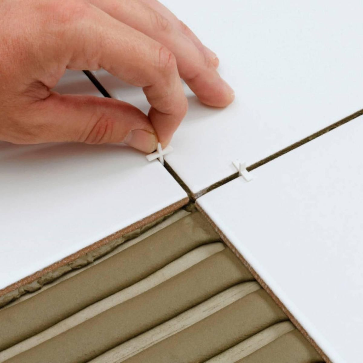 BRUTUS - Espaciador de Plástico 2mm