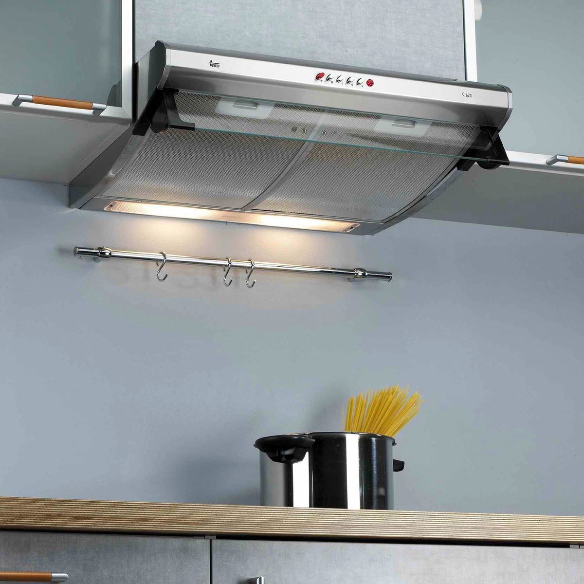 TEKA - Tricombo Teka Cocina Empotrable 4 Hornillas GBC 64003 KIB + Campana Lineal 60cm C 6310 C/F + Horno Eléctrico 70 Lt HSB 610