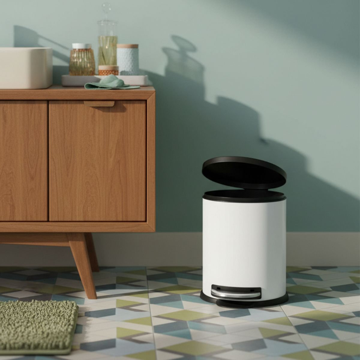 Papelera de Metal con Pedal Blanca Lunar 5L, marca JUST HOME COLLECTION - Foto Principal