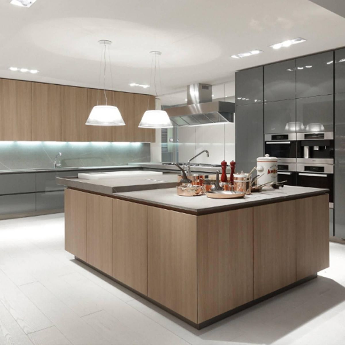 REHAU - Tapacanto PVC Fresno Europeo 22X3mm por Metro Lineal