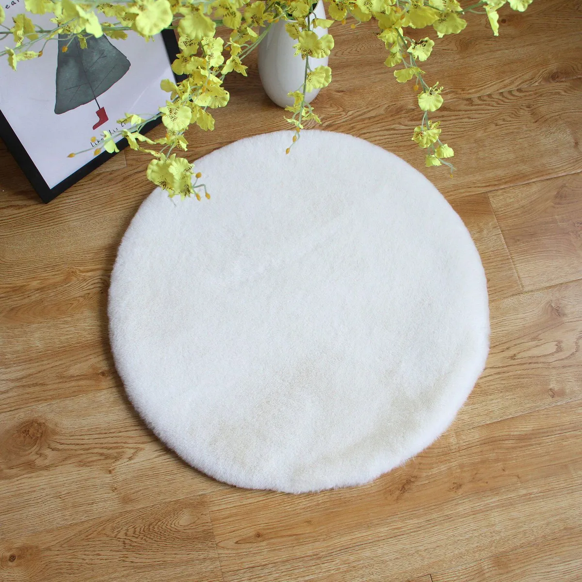 JUST HOME COLLECTION - Bajada de Cama Redonda Rabbit 60x60cm Crema/Blanco