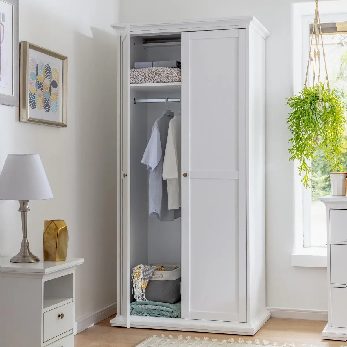 TVILUM -  2 Puerta(s) 0 Cajón(es) 5 Repisa(s) 96x201x61 cm Blanco