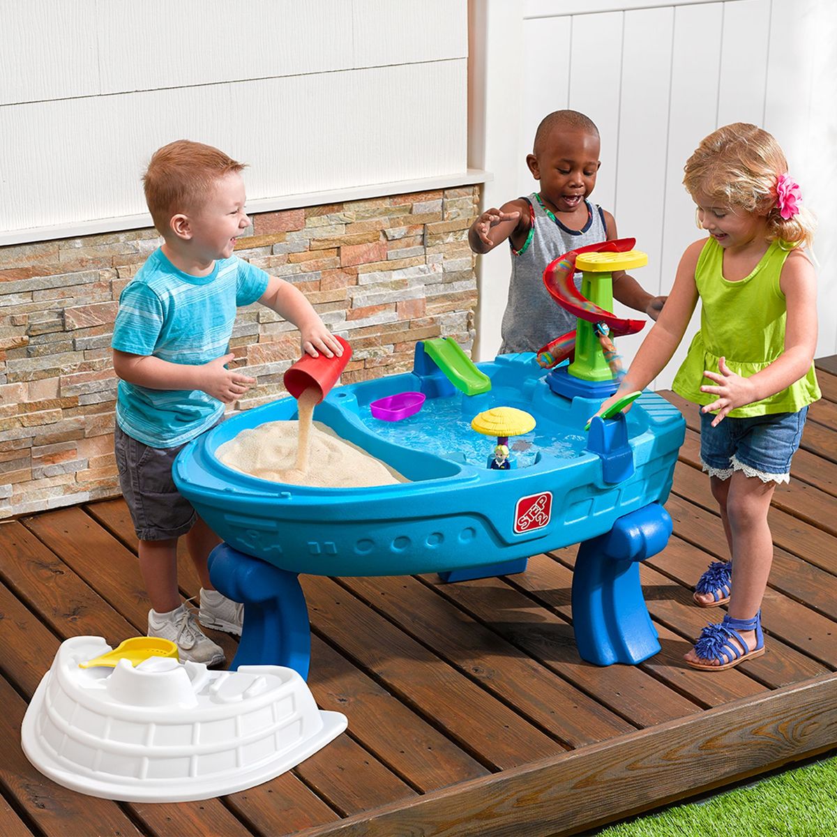 STEP 2 - Mesita Barco con Agua y Arena