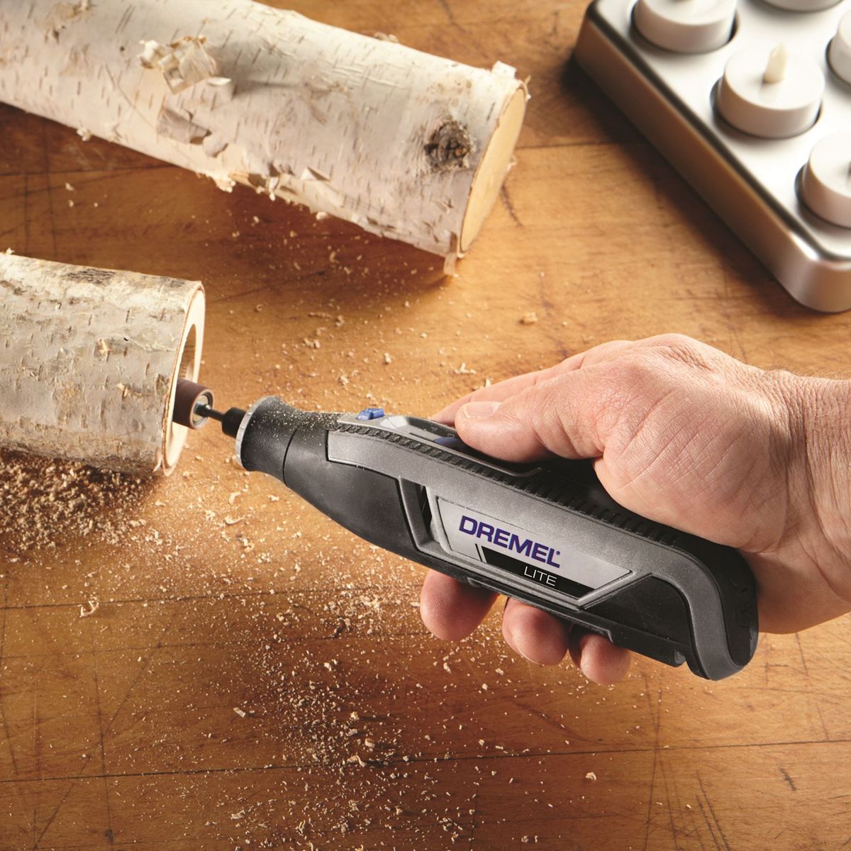 DREMEL - Multipropósito Lite Inalámbrico a Batería de Litio 4V + 10 accesorios