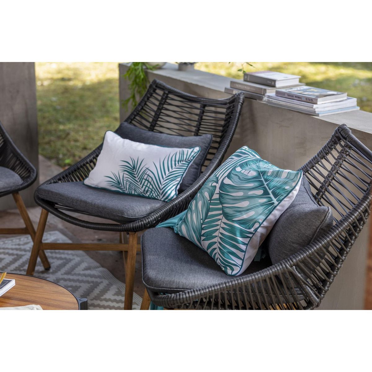 JUST HOME COLLECTION - Juego Living de terraza Bruselas 4 Personas Negro