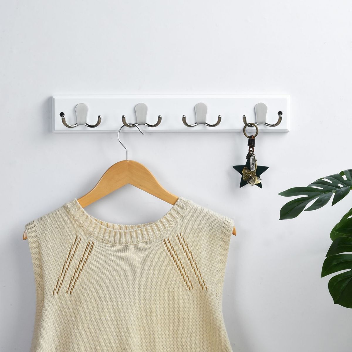 JUST HOME COLLECTION - Perchero de Pared 4 Ganchos Doble Blanco
