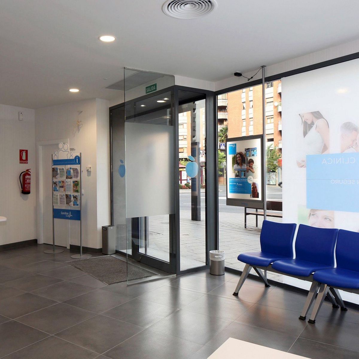 PHILIPS - Downlight para Adosar 24W Luz Fría