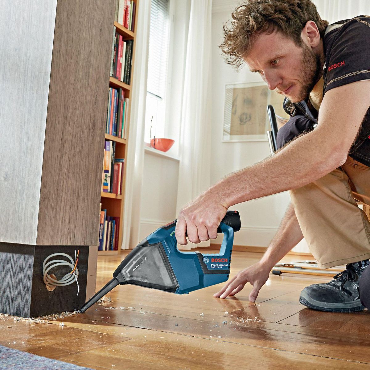 BOSCH - Aspirador de Polvo Inalámbrico GAS 12V-LI (Sin batería) Bosch