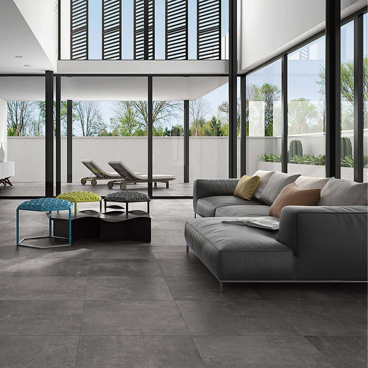 KLIPEN - Porcelanato Negro Cementicio 60x60cm 1.44m2 Always