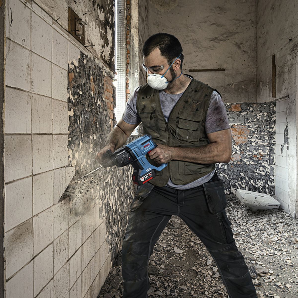 BOSCH - Rotomartillo Inalámbrico Bosch 18V GBH 180-LI Brushless (Sin batería)