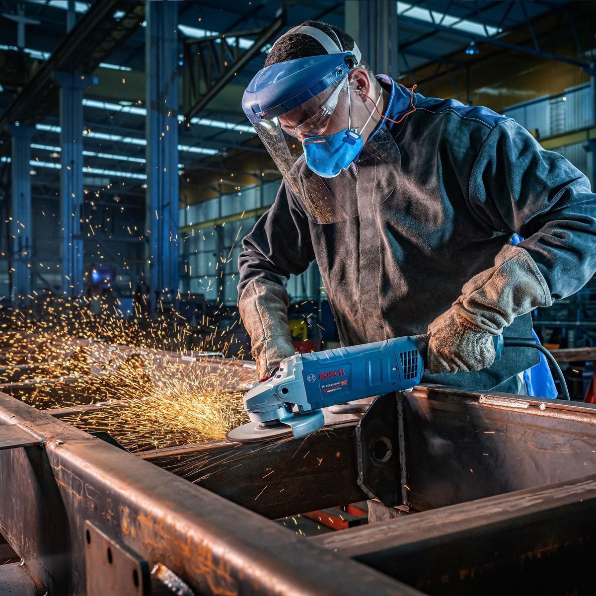 BOSCH - Esmeril Angular Eléctrica Bosch 9" 2500W