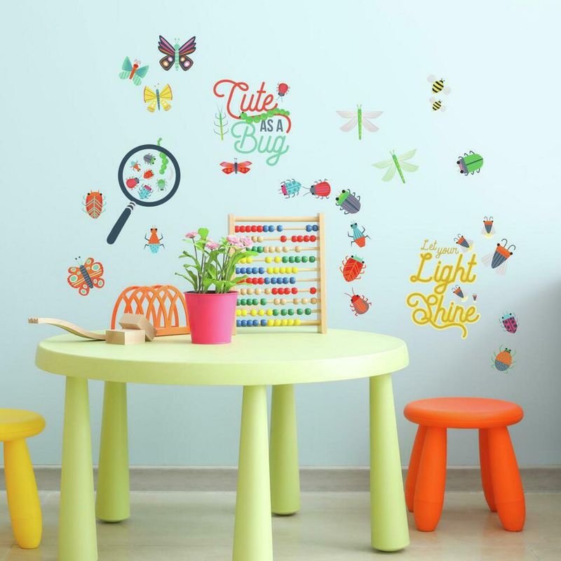 ROOMMATES DECOR - Stickers de Pared Insectos Color