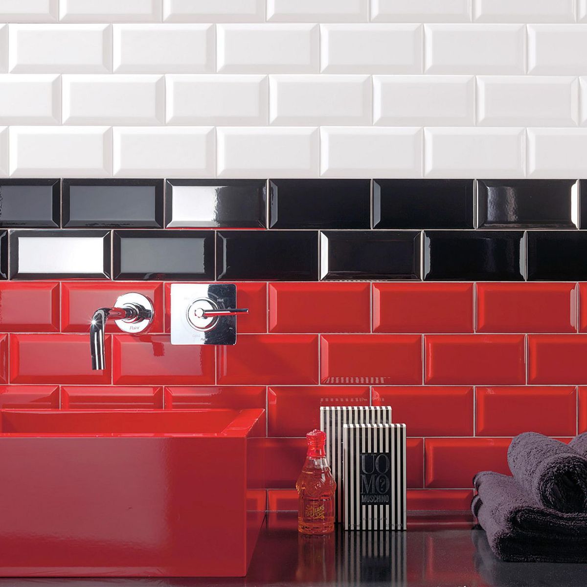 MAINZU - Cerámico Bissel Rojo Brillo Liso 10x20cm para piso