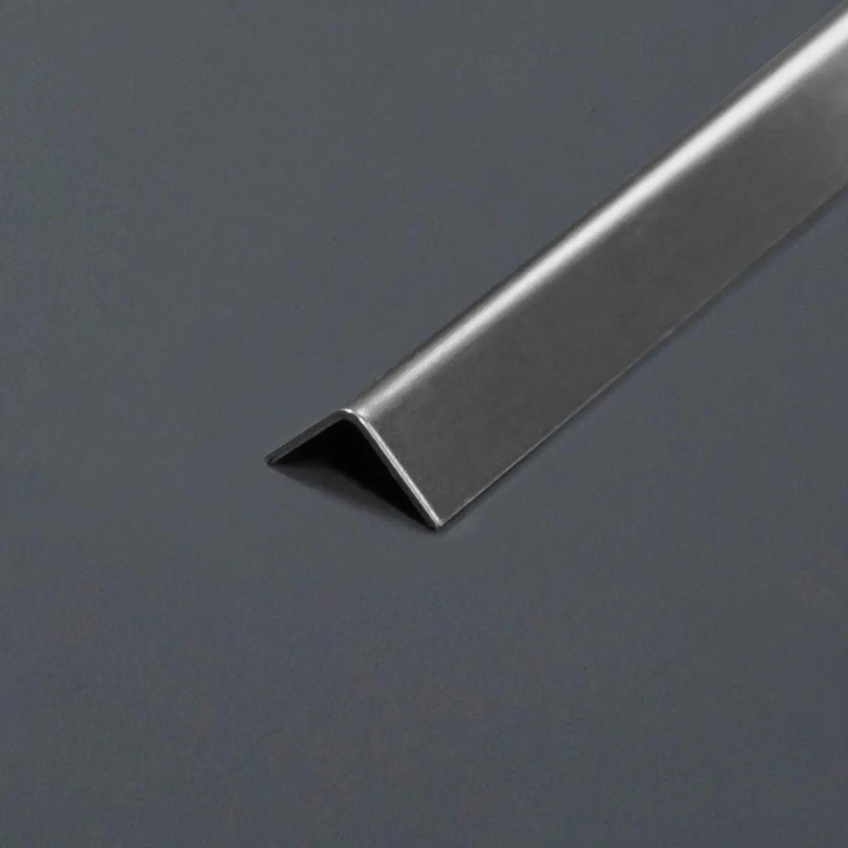 NEFUSAC - Ángulo Acero Inoxidable 2x240cm