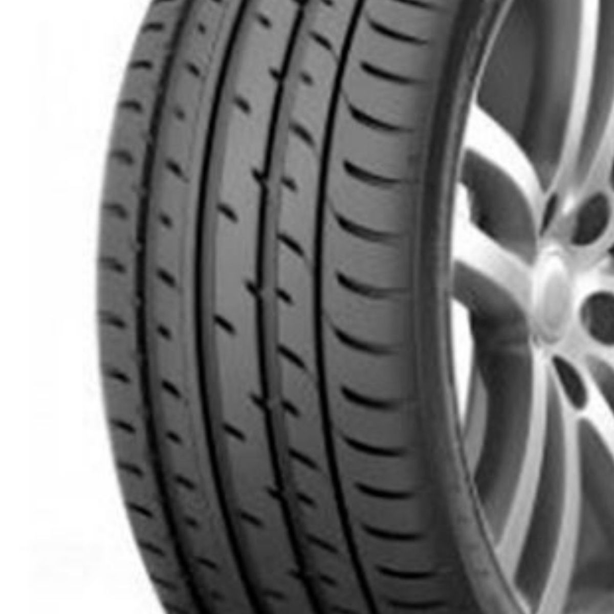 TOYO TIRES - LLanta 215/45R18 PXTSF 89W Toyo Tires
