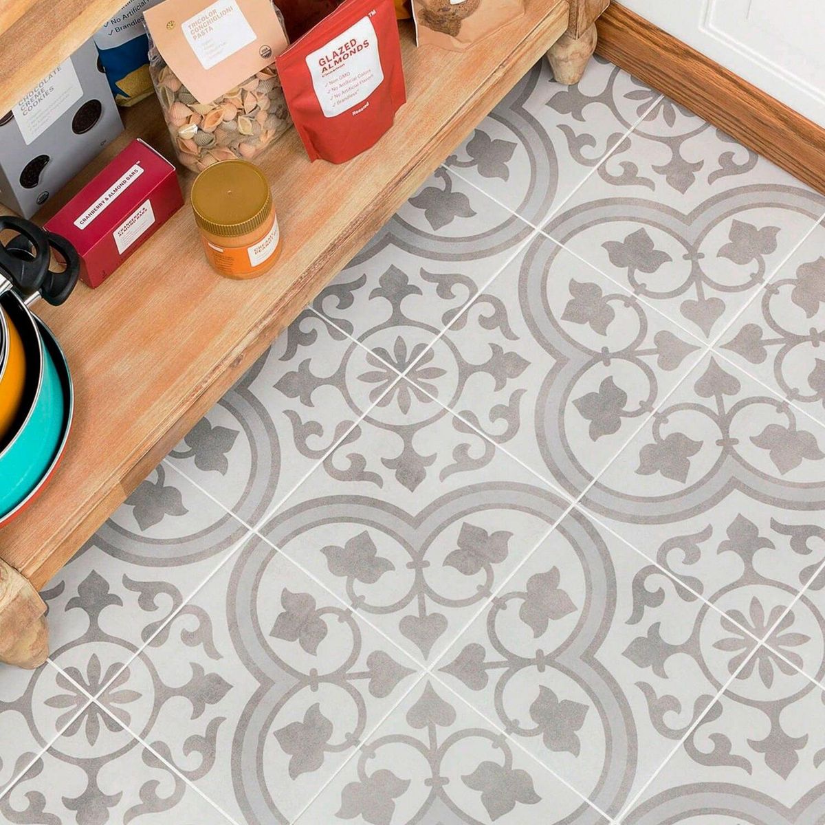 PERONDA - Porcelánico Esmaltado Cuban Silver Ornate Decorado 22.3x22.3cm