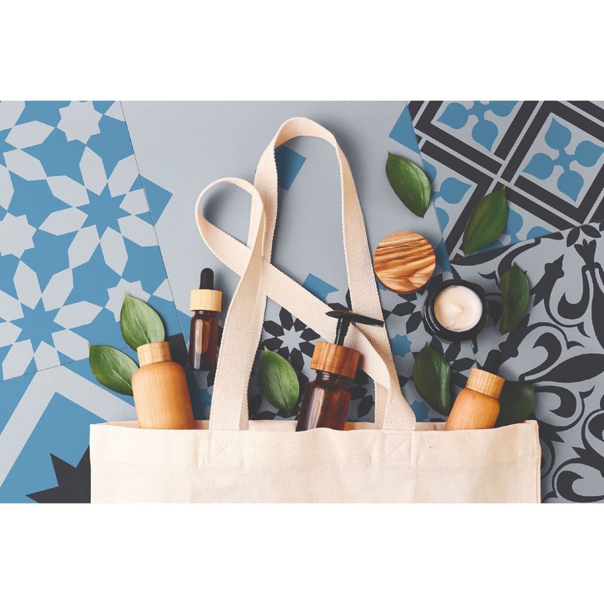 DA VINCI - Porcelánico Agua Celeste y Negro 20x20cm 1m2